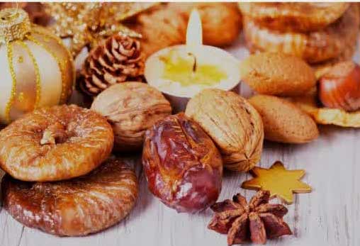 کیک خرما و گردو با دستور ساده