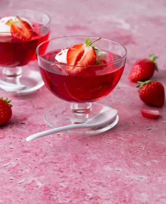 طرز تهیه ژله ساده رنگی در خانه
