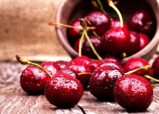 طرز تهیه لواشک آلبالو خانگی خوشمزه